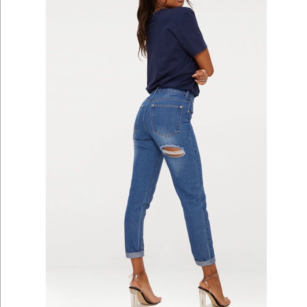 NEW PRETTY LITTLE THING Bum Rip Jeans sz 8